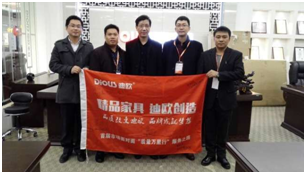 井湾子羞羞视频免费在线观看谢总与羞羞视频免费在线观看集团代表一行合影 井湾子羞羞视频免费在线观看谢总与羞羞视频免费在线观看集团代表一行合影