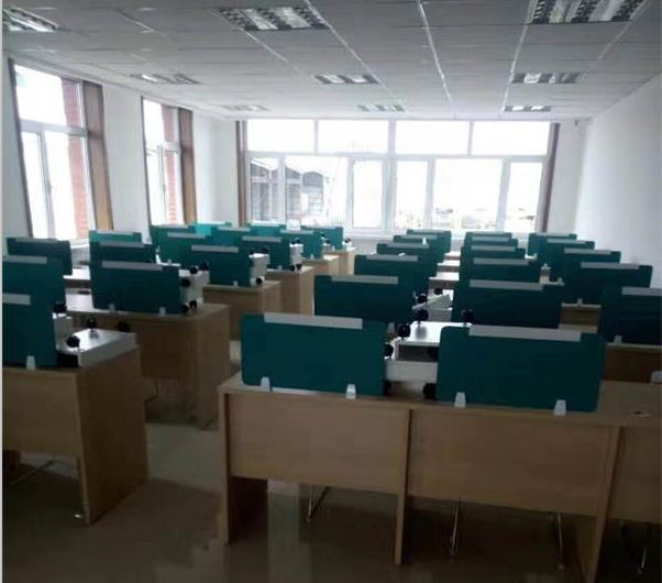 多功能学习室.jpg 多功能学习室.jpg