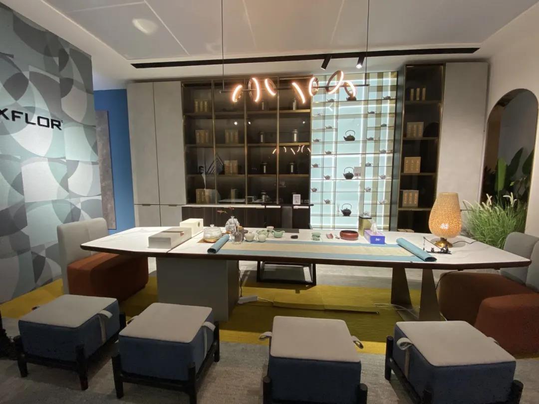 羞羞视频免费在线观看展厅实拍 羞羞视频免费在线观看展厅实拍