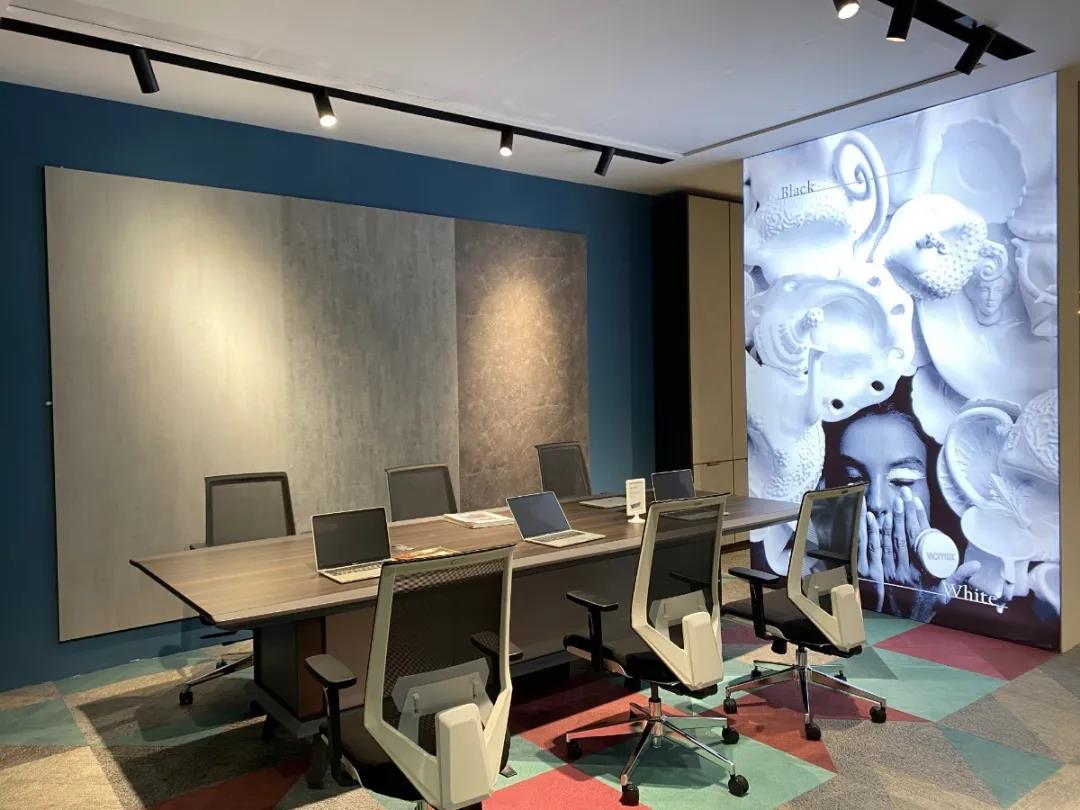 羞羞视频免费在线观看展厅实拍 羞羞视频免费在线观看展厅实拍