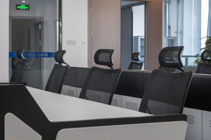 职员办公区域 职员办公区域