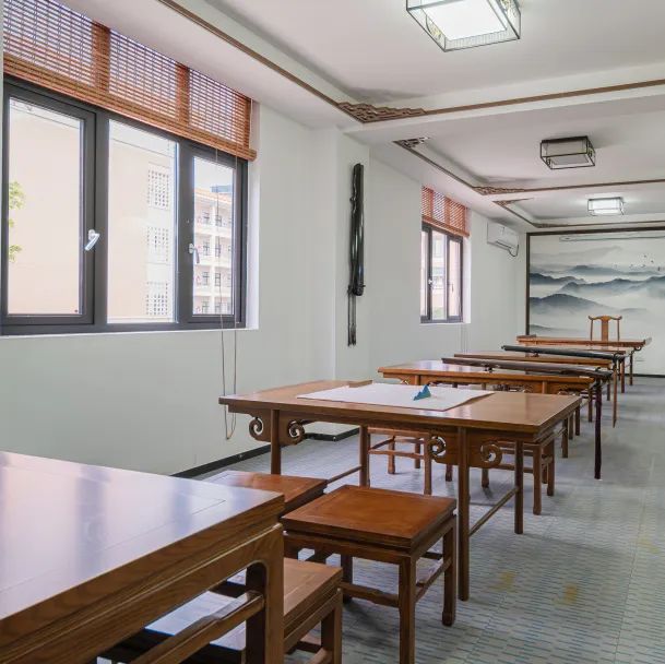 羞羞视频免费在线观看图书馆家具 羞羞视频免费在线观看图书馆家具